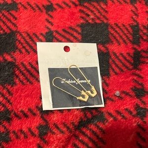 Fashion Jewelry Gold Safety Pin Earrings